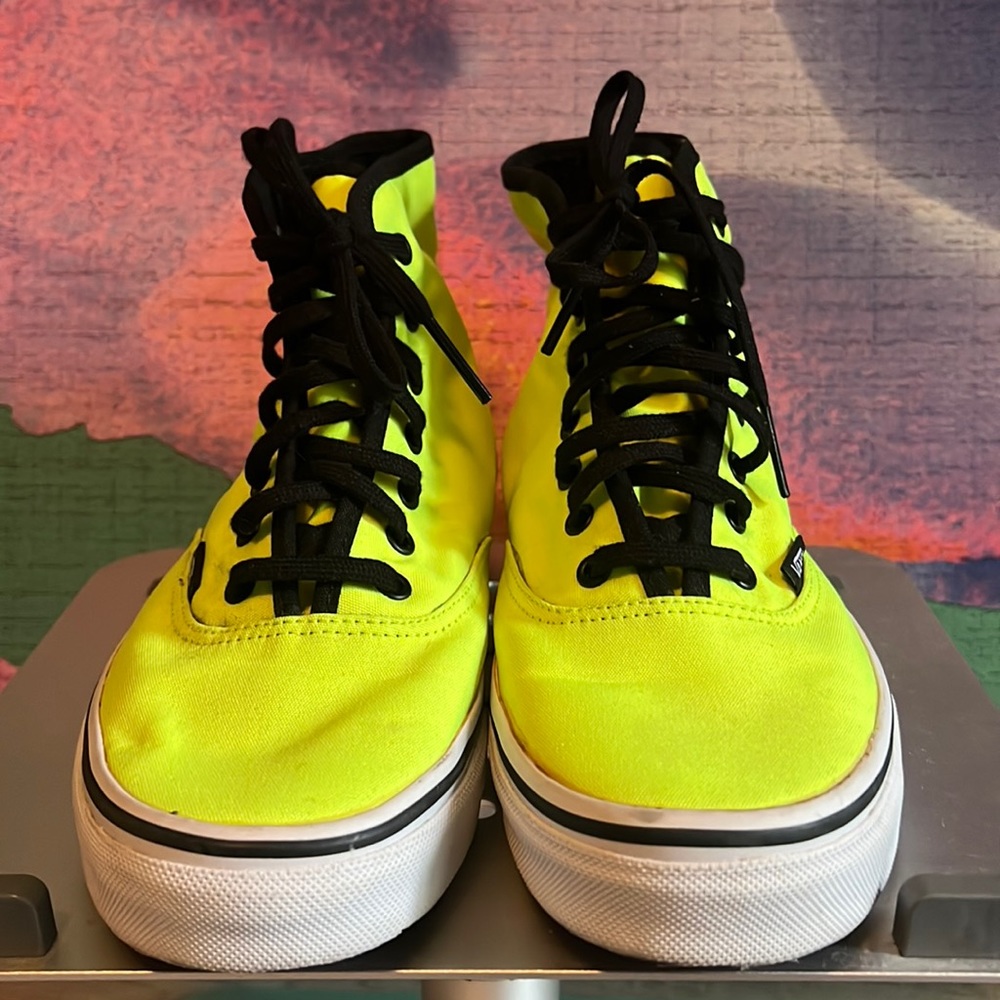 Barely Used Neon Yellow Vans sz 6 men’s, 7.5 women’s